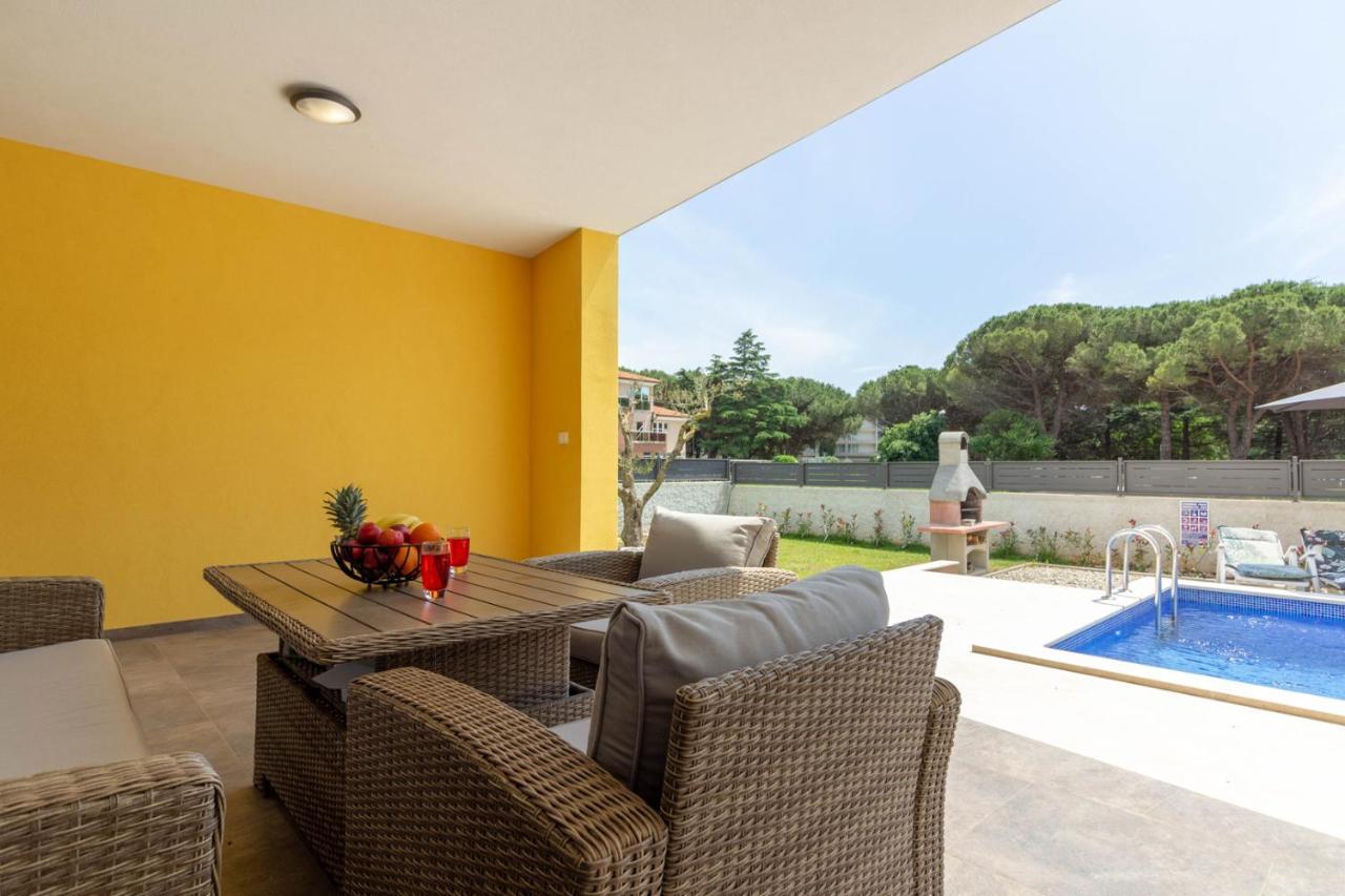Modern Villa Eve In Medulin With Pool Near The Beach المظهر الخارجي الصورة
